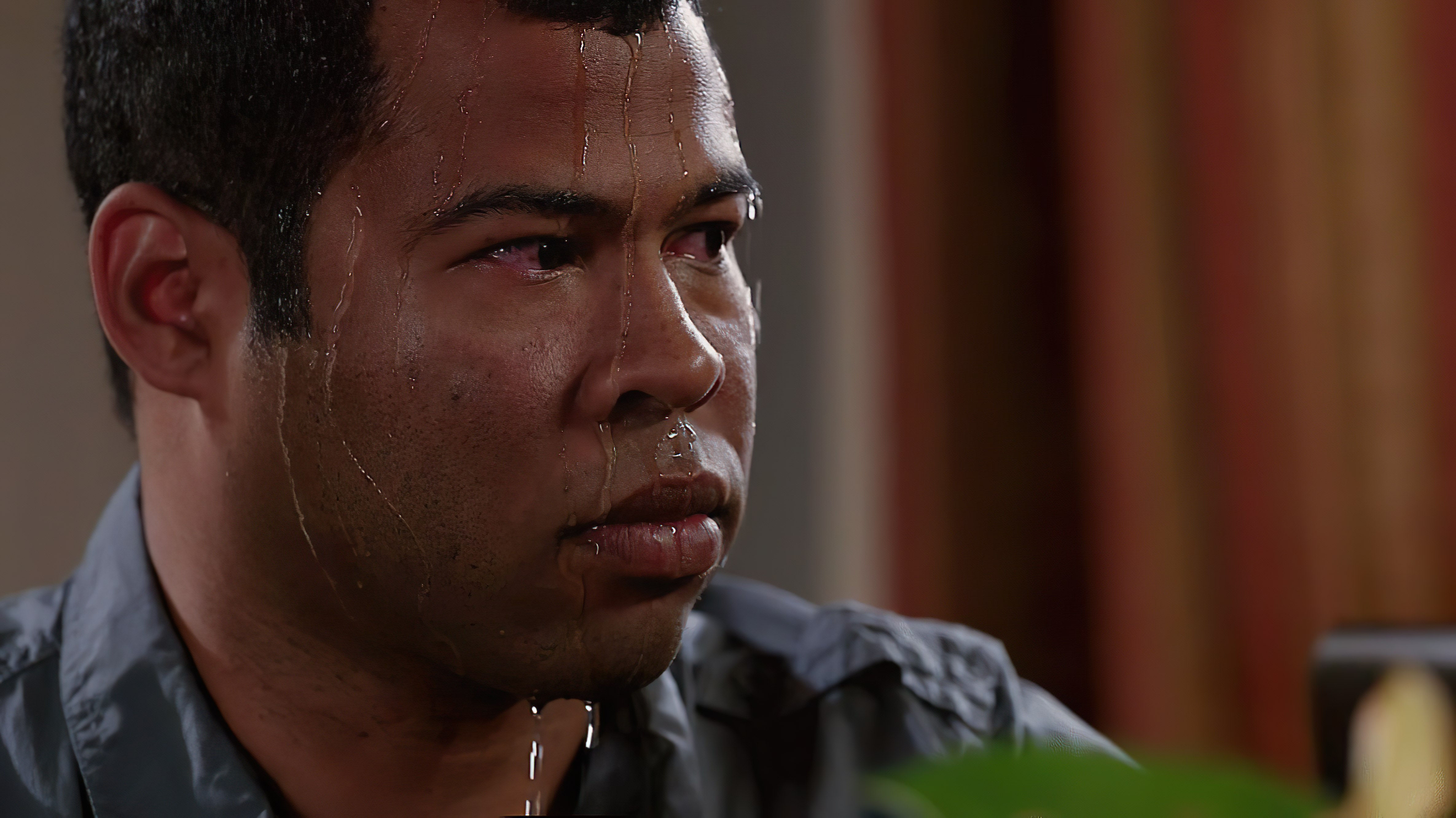 Sweating Jordan Peele - Black Man, Profusely Sweating - wet sueur mouillé transpiration
